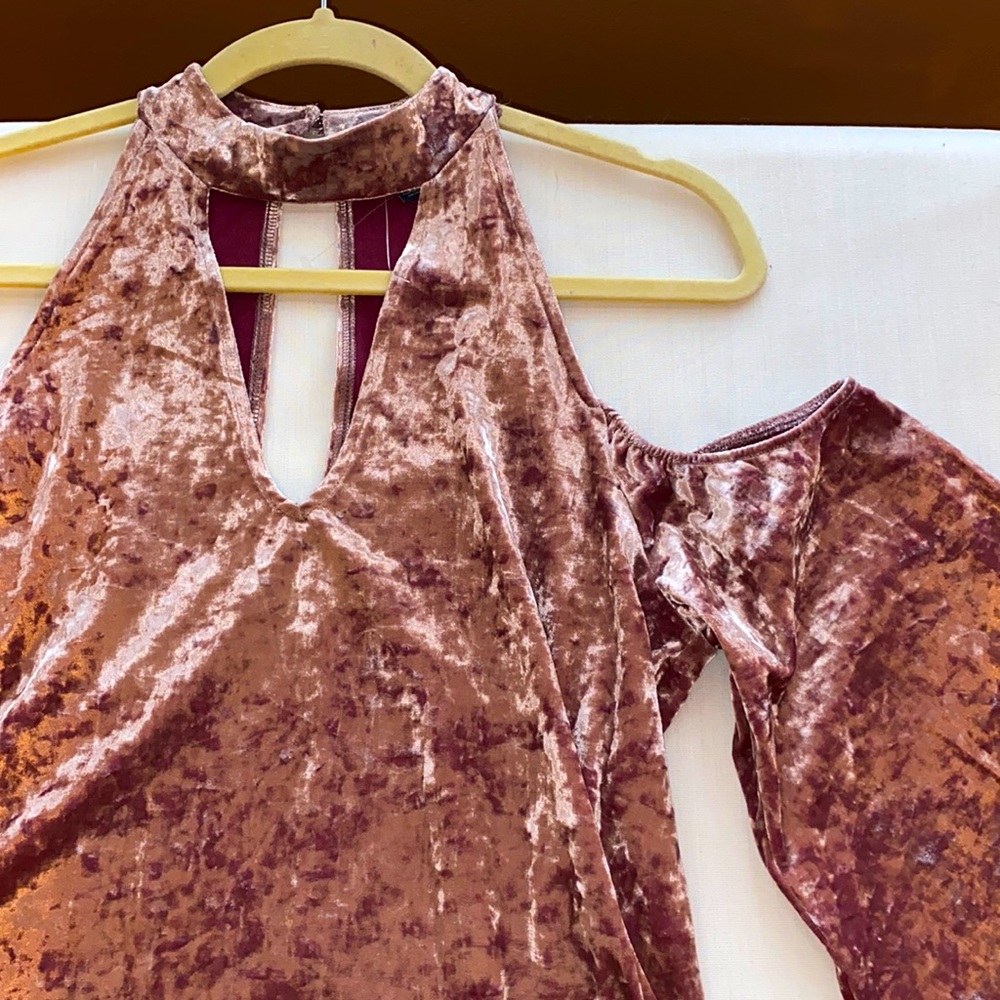 American Eagle Velvet Top
